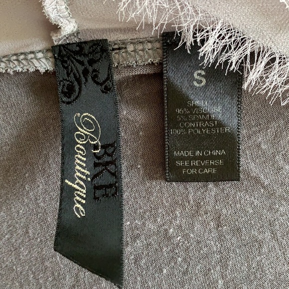 BKE BUCKLE Beaded Embroidered Cardigan - Picture 11 of 11